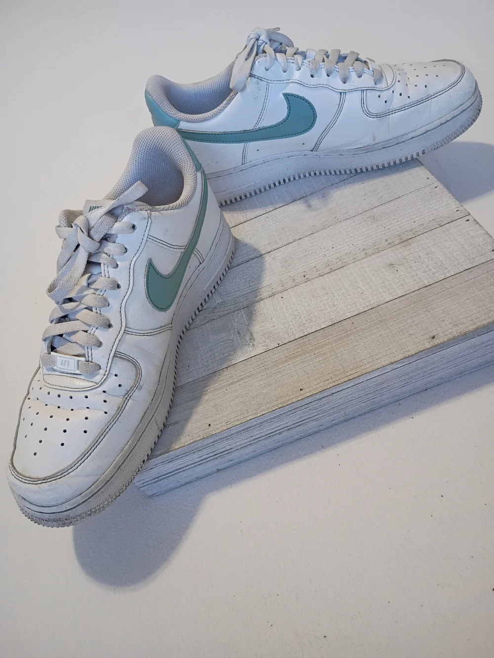 Nike Air Force 1 Low White Jade Ice Teal DD8959-113 Women's Size 9.5 As Is